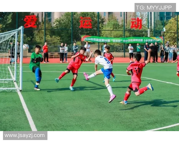 萧山校园足球明星队展现青春风采助力校园体育发展新篇章